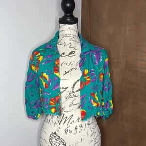 CALIFORNIA KRUSH | Vibrant Floral Cropped Button Up Top | S